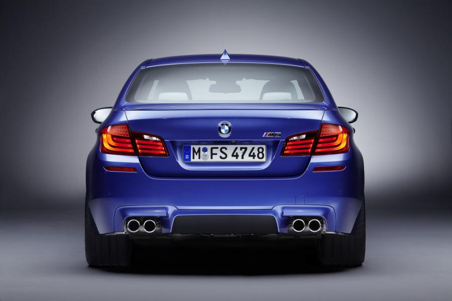 BMW M5 2011 года  (фото 339 из 344)